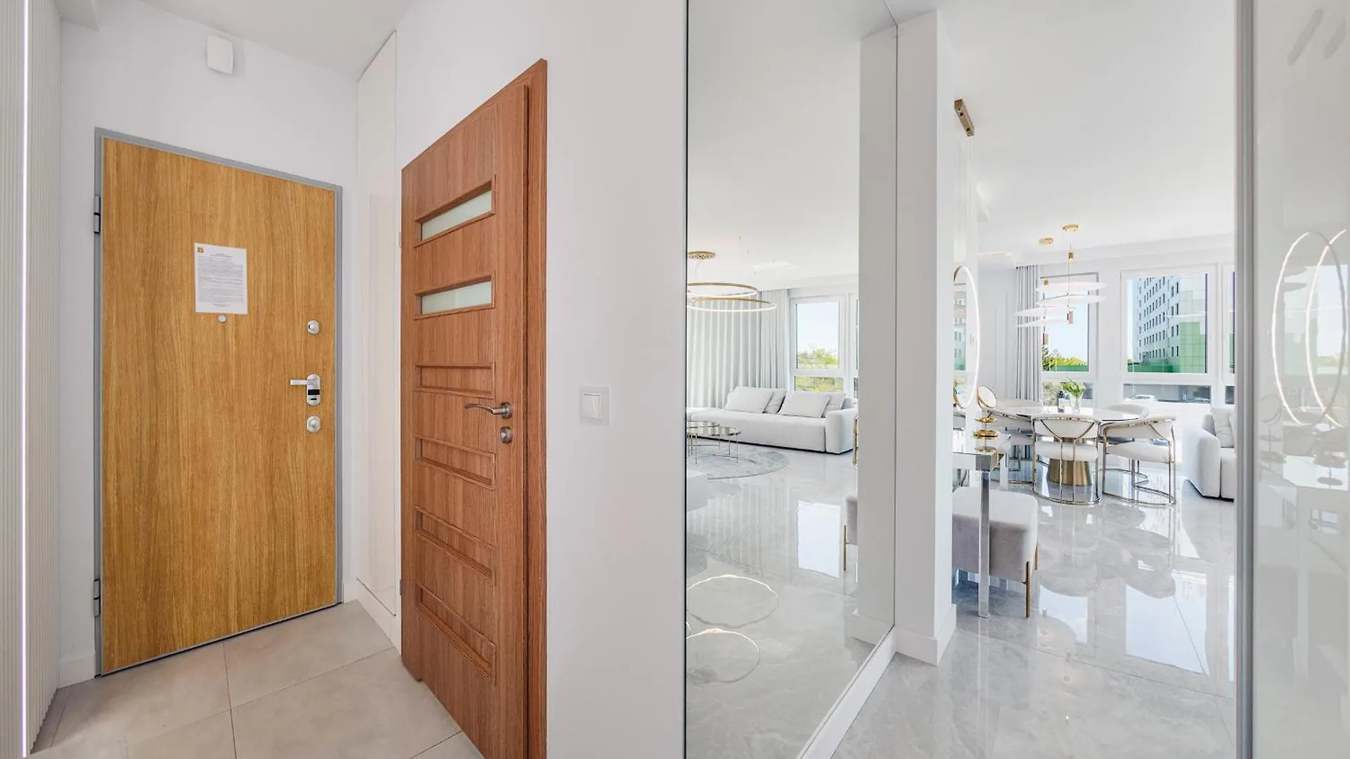 Marina Bay - Tre Mare Residence 格但斯克